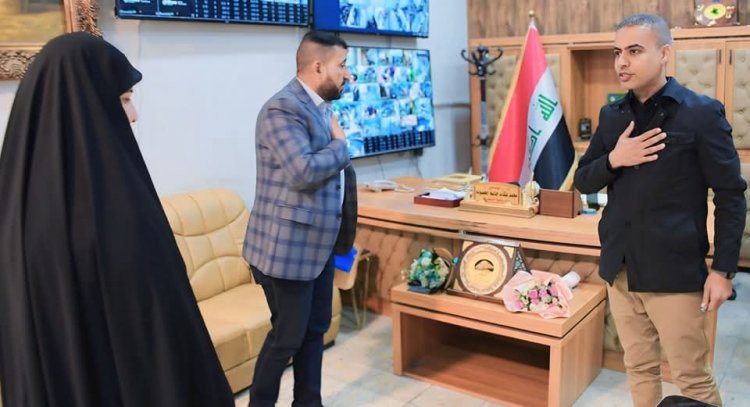 مدير بلدية الناصرية  يستقبل النائب عُلا الناشي  في مكتبه