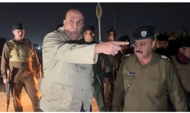 يد القانون حاضرة ليلًا… بلدية الناصرية توقف عبث المخالفين بالمشاريع الجديدة