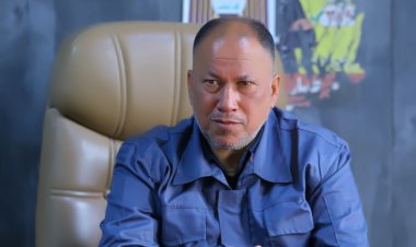 حذّر مدير بلدية الناصرية الحقوقي محمد جبار ضايف المواطنين من التجاوز على أراضي البلدية، مؤكداً أن الجهات المعنية ستتعامل بحزم مع المخالفين وفق القانون، داعياً إلى الالتزام بالتعليمات حفاظاً على الممتلكات العامة.