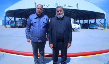 مدير بلدية الناصرية يزور معمل غاز ذي قار لمتابعة المستحقات المالية