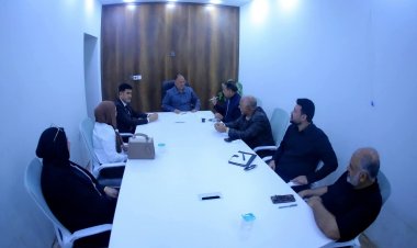 لجنة تطبيق الإستراتيجية الوطنية للنزاهة ومكافحة الفساد تعقد اجتماعها الأول مع مدير بلدية الناصرية ‏